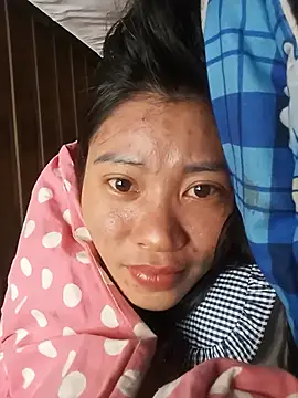 Hily_wet live cam on StripChat