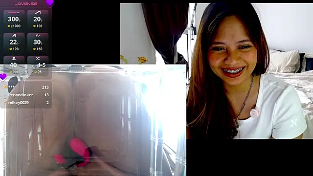 MyAsianWaifu webcam