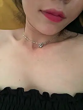 Aria_Maya webcam