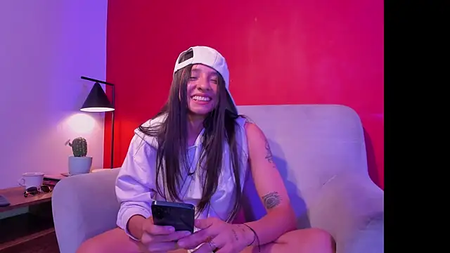 victoria_zaenzz webcam