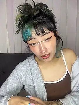 baby_akuma webcam