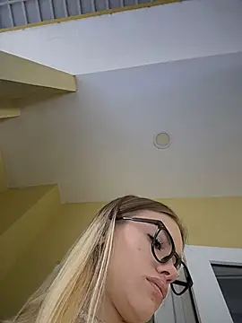-Sexy_Barbie- live cam on StripChat