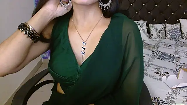Your_lust143 live cam on StripChat