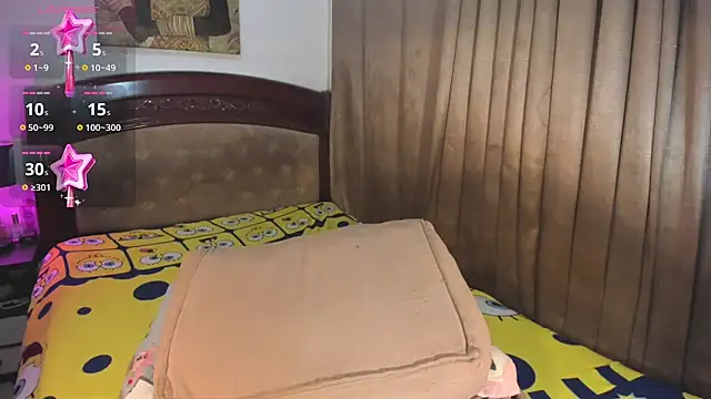 maviehugecock live cam on StripChat