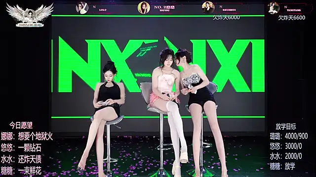 TF-001 live cam on StripChat