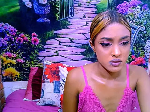 IndianPretty14u2Luv webcam