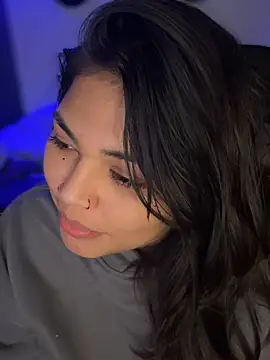 miacanela_xo