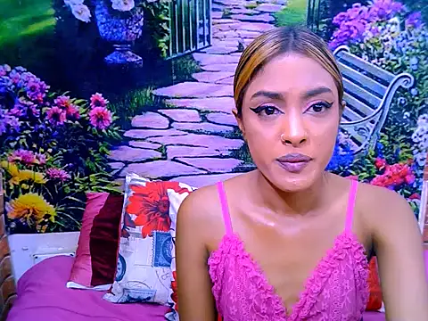 IndianPretty14u2Luv live cam on StripChat