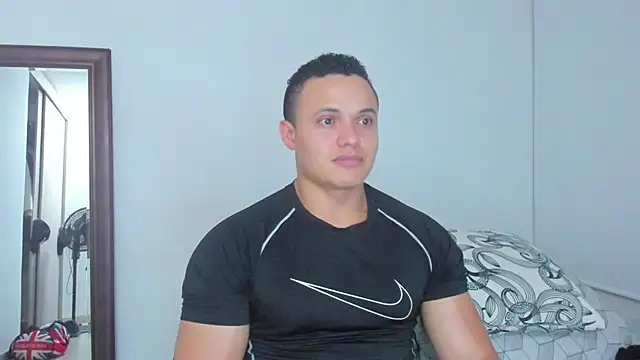 KingLevi01 webcam