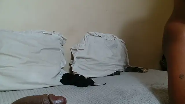 KinkyJXxX webcam