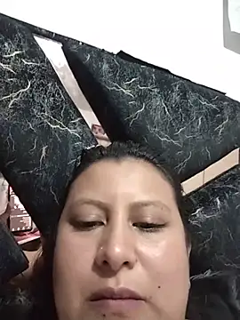 SexyandnaughtyLatinos webcam