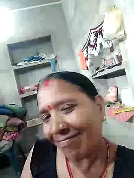 Loomaraj live webcam show