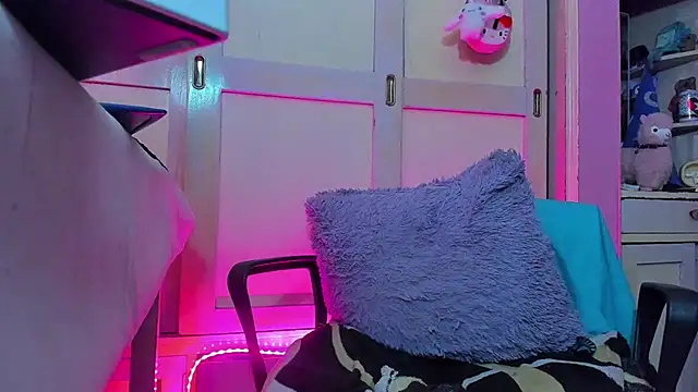 Lucy_s3x webcam
