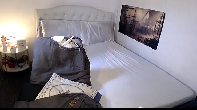 NinaDOM4CUM webcam
