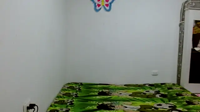 estefania224 webcam