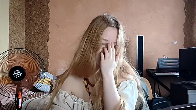 KateVibe_01 webcam