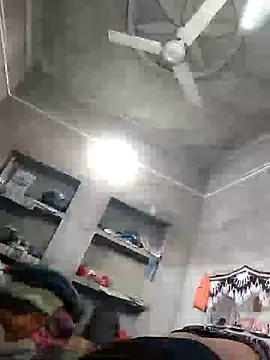 Loomaraj live webcam show