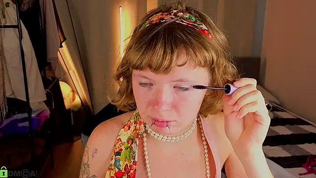 violetdesiree's live room