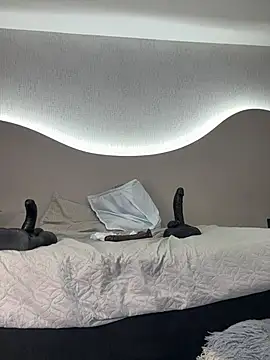Isa__Blanc live webcam show