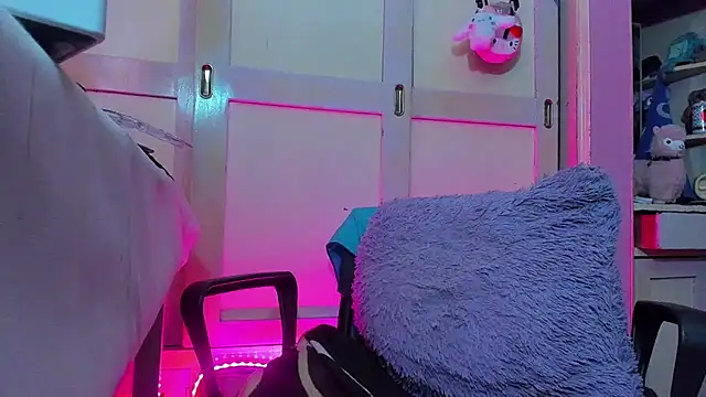 Lucy_s3x webcam