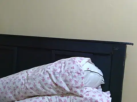 kinkydolll webcam