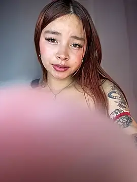 bonnie_moon live cam on StripChat