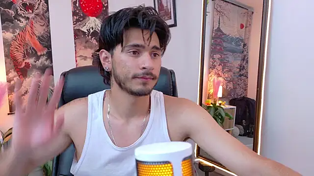 Elian_savoy live cam on StripChat