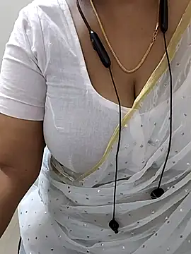 Reshma-09 live webcam show