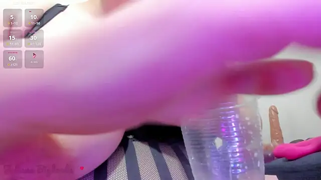 Juliana_bigboobs webcam