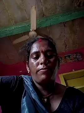 Rakhihot35