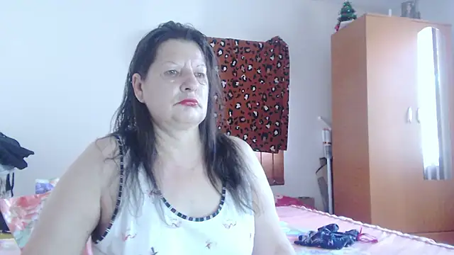 ExtasyMature webcam
