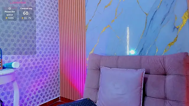 Willow_Levine webcam