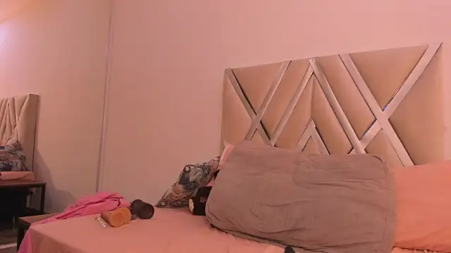 aniemorningstar webcam