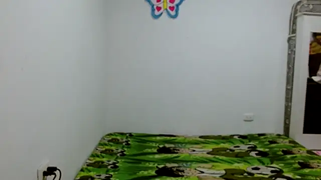 estefania224 webcam