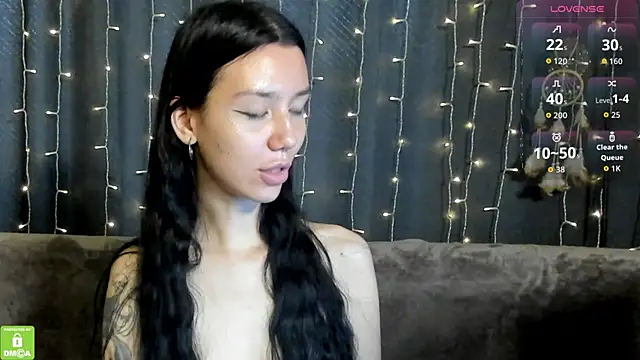 Amelia_skyy live cam on StripChat