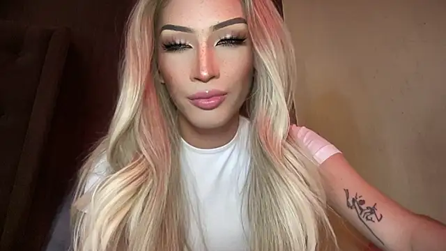 Alicegreenexx live cam on StripChat