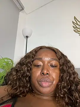 TanishaEvans webcam