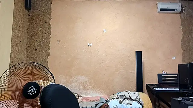 KateVibe_01 webcam