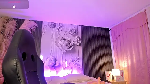 KetziaDoll_ webcam