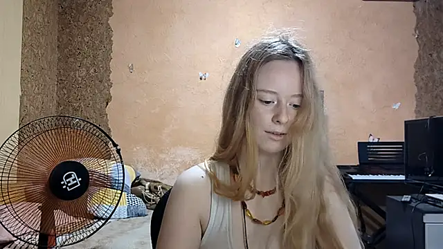 KateVibe_01 webcam