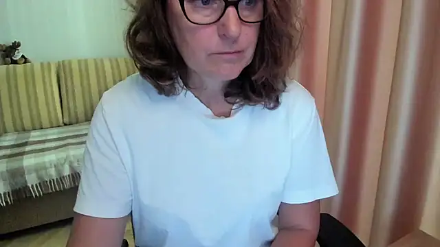 lauraoven webcam