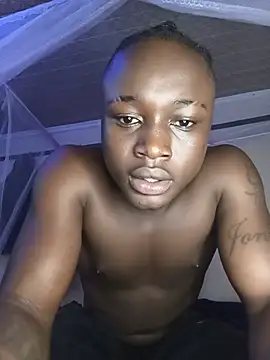 BENJAMIN0001K live sex cam