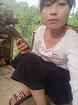 Linda-yiyi webcam
