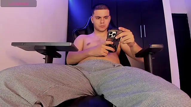 Liam_Mateo live cam