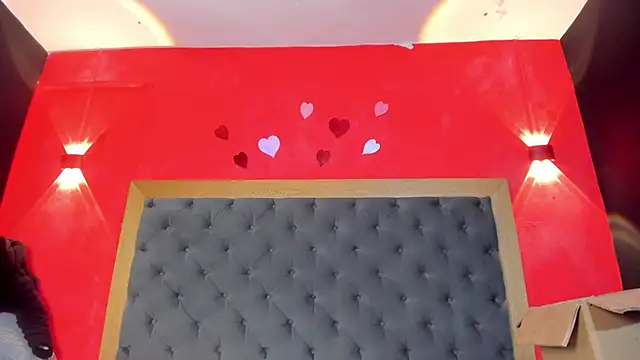 YayaHilton webcam