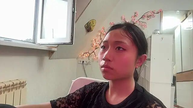SweetMiaXO webcam
