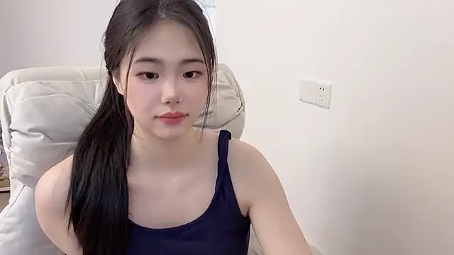 suki-1 live cam on StripChat