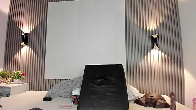 zafiiraa - Zafiiraa's free webcam - UK Sex Cams