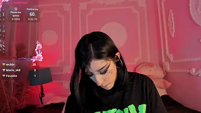 Kat_VonDe webcam