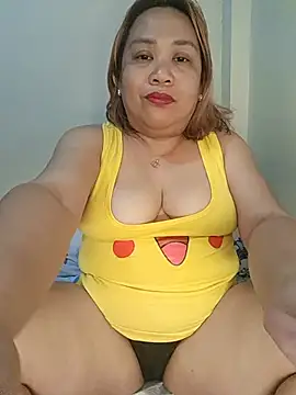 Sweet_asian_kylie live cam on StripChat